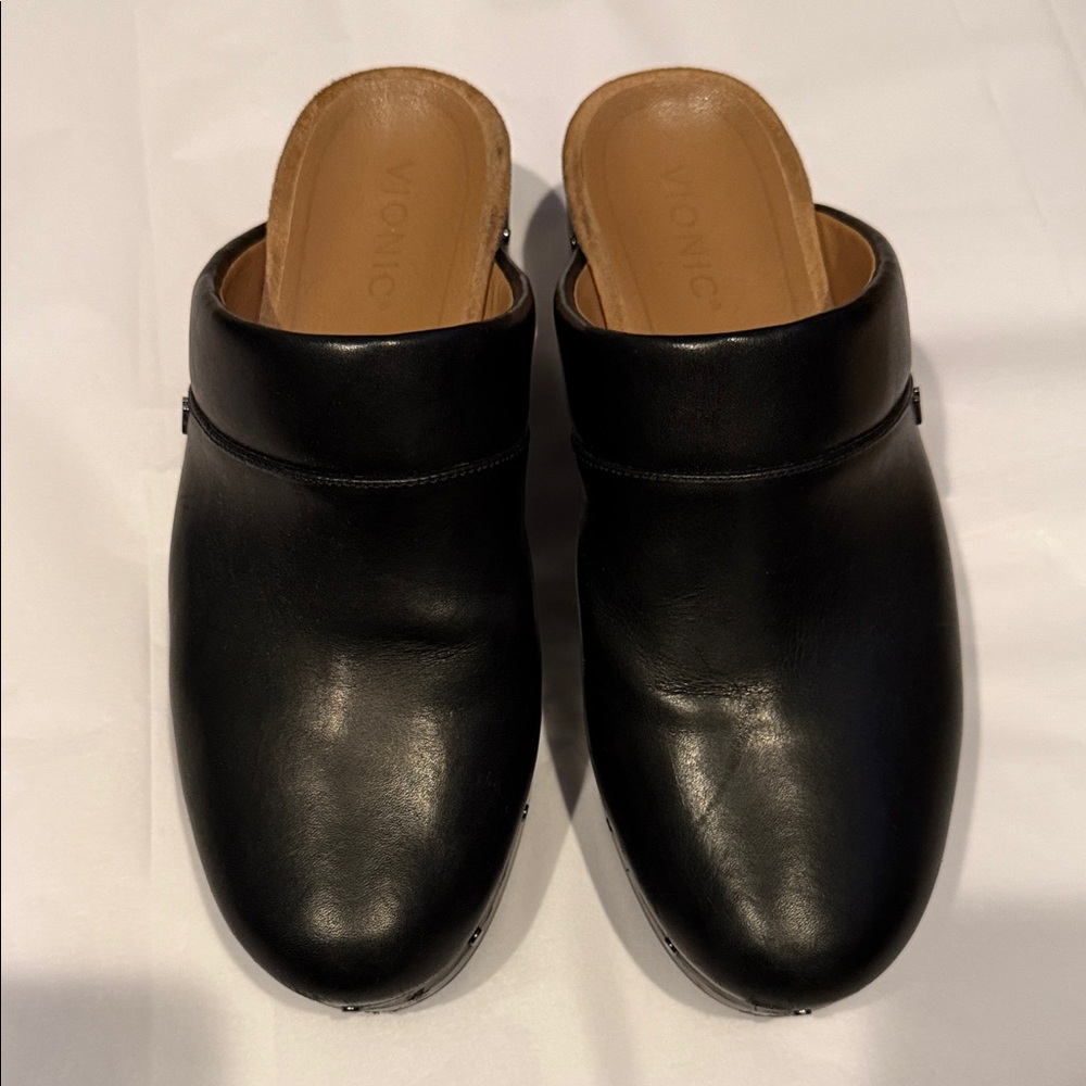 Vionic Women's Classic Black Mules